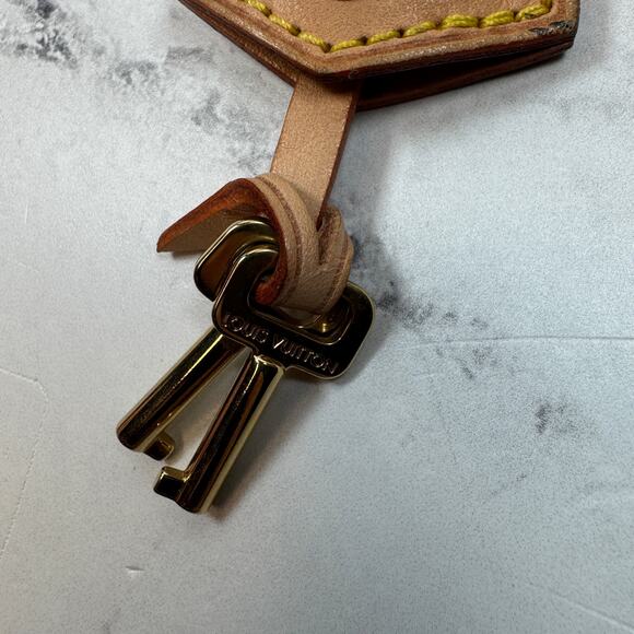 Louis Vuitton Clochette Key Tag Studded Leather Multicolor Chrissie LV bag charm - Picture 6 of 12